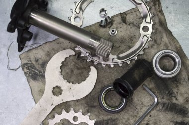 araçları ve bölümleri onarım için bir bisiklet
