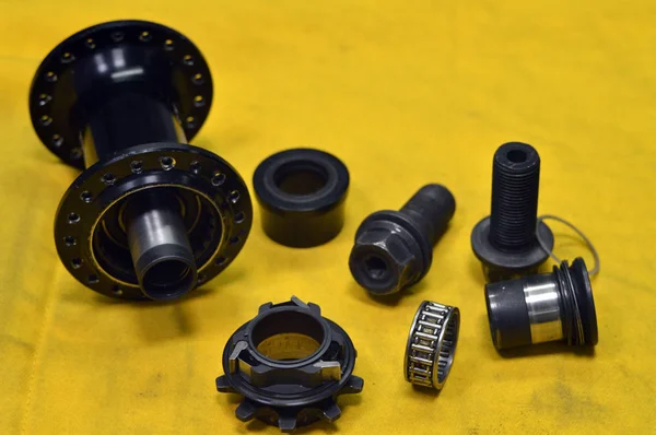 Yıpranmış Bisiklet konuşmacı ile burç