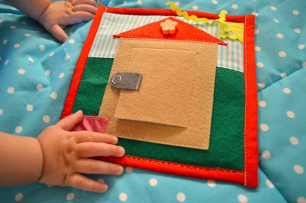 çocuk için gelişmekte olan oyuncak