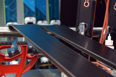 Kayak ve snowboard tamiri