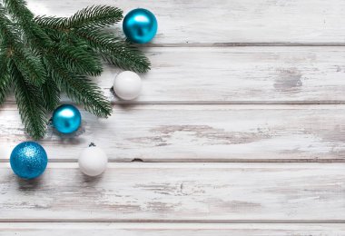 Christmas dalları, toplar, boncuk, koniler, Noel arka plan.