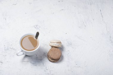 süt ve kurabiye kahve