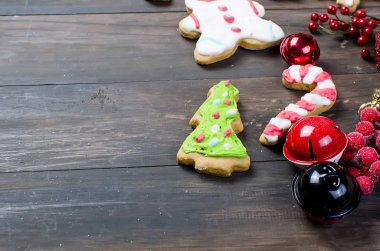 Noel ev yapımı zencefilli kurabiye