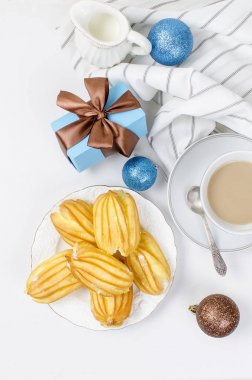 fincan kahve ve kahvaltı için hediyeler