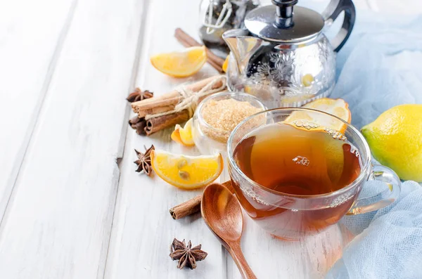 Cup Hot tea with lemon — Stock Photo, Image