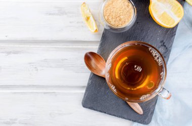 Limonlu sıcak çay Kupası 