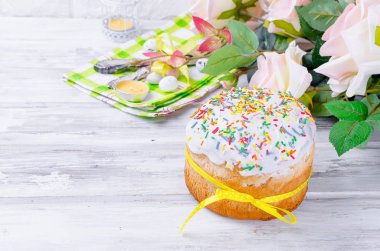 Paskalya kek ve Paskalya için yer ayarı