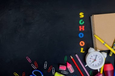 okul ve ofis malzemeleri çerçeve 