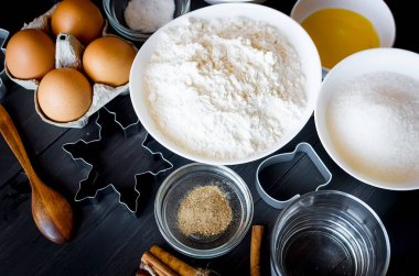 Zencefilli kurabiye ya da kek pişirme için malzemeler