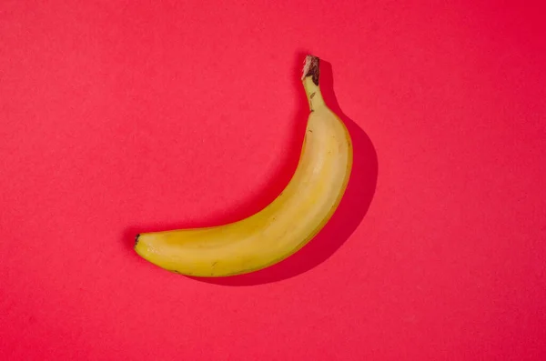 Naadloos Patroon Met Rijpe Gele Bananen Met Schaduw Een Rode — Stockfoto