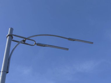 Endüstriyel kullanım için zarif şekilli fenerler..