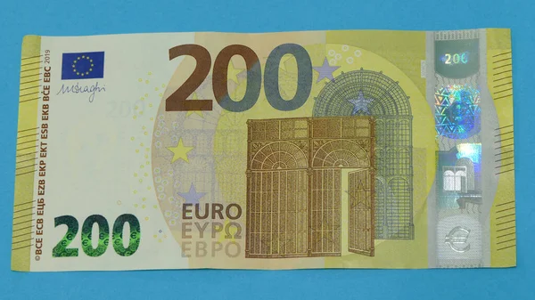 ヨーロッパのお金のシングル美しい200ユーロ紙幣 — ストック写真