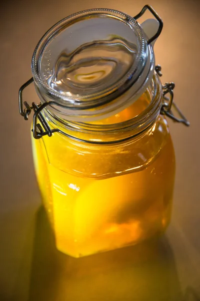 Honig Einem Transparenten Glas — Stockfoto
