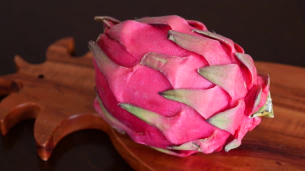 dragon roze