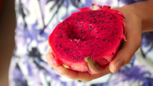 Closeup of Eating Fresh Dragon Fruit for Dessert — Stock Video