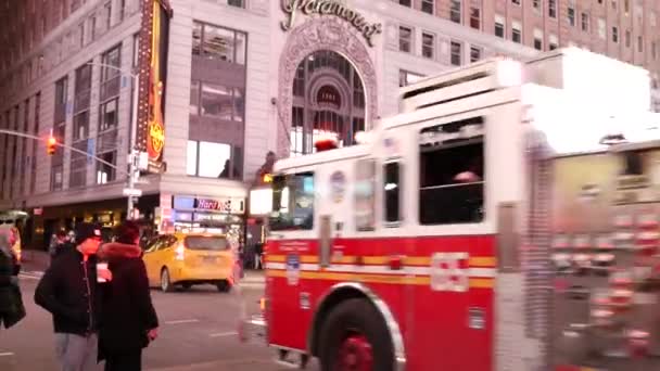 New York City - 15 januari: Times Square 15 januari 2017 i New York — Stockvideo