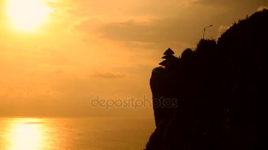Pura Luhur Uluwatu Tapınağı'nda gün batımı, Bali Endonezya