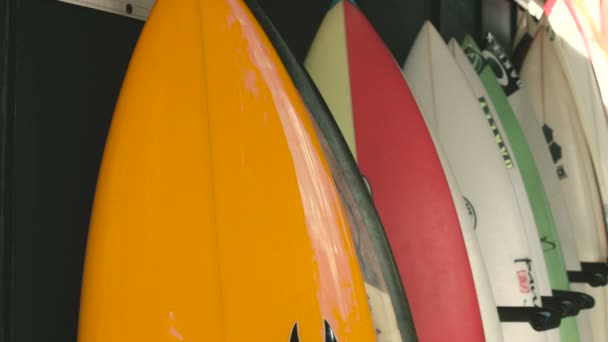 4 k Surfshop vid Haleiwa Oahu Hawaii — Stockvideo