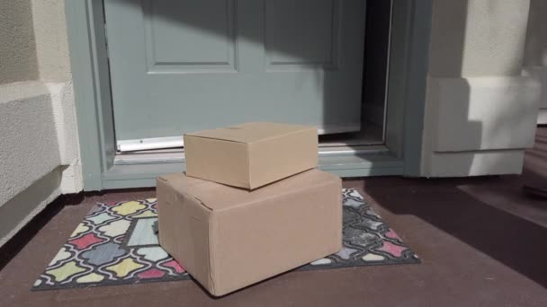 Package Mat Door Which Opens Man Picks Delivered Home Door — Stock Video
