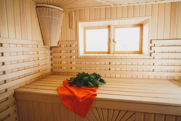 Escobas Baño Toalla Una Hermosa Sauna Grande Árbol Razas Ligeras — Foto de Stock