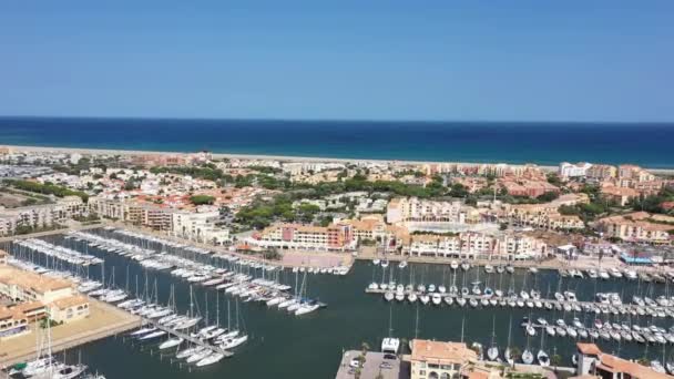 Piękny Port Marina Leucate Żaglówki Morze Śródziemne Antena Słoneczny Dzień — Wideo stockowe