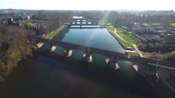 Pont Avec Chemin Fer Sur Rivière Orbe Beziers Drone Vue — Video