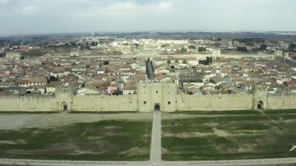 Close Global View Aigues Mortes Walled City South France Cloudy — Stockvideo