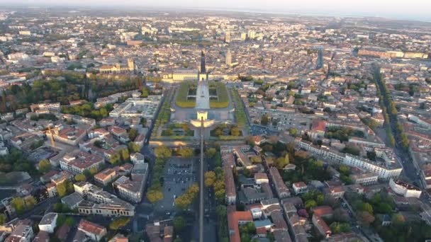 Voando Sobre Montpellier Velho Aqueduto Promenade Peyrou Pôr Sol Tempo — Vídeo de Stock