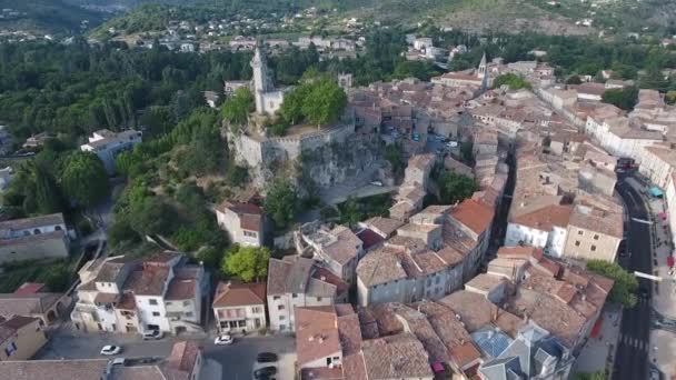 Volando Sobre Ciudad San Ambroix Pueblo Rural Sur Francia — Vídeo de stock