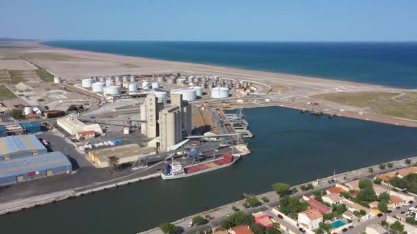 Grain Silos Grain Elevator Stockage Tankers Aerial Shot Port Nouvelle — Stock Video