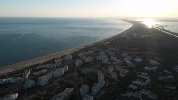 Grande Motte Anténní Dron Pořízen Při Západu Slunce Budovami Středomořské — Stock video