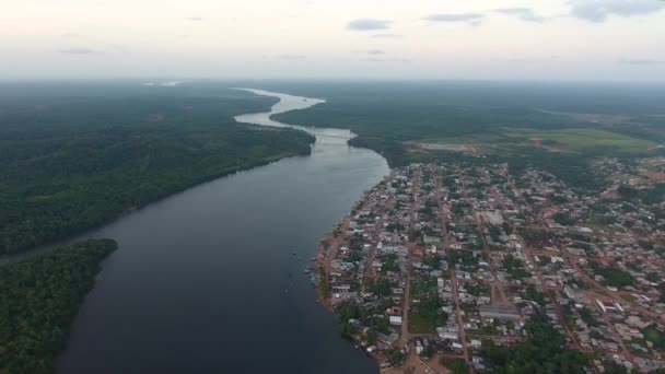 Oiapoque Město Brazílii Podél Oiapoque Řeka Drone Letecký Pohled — Stock video