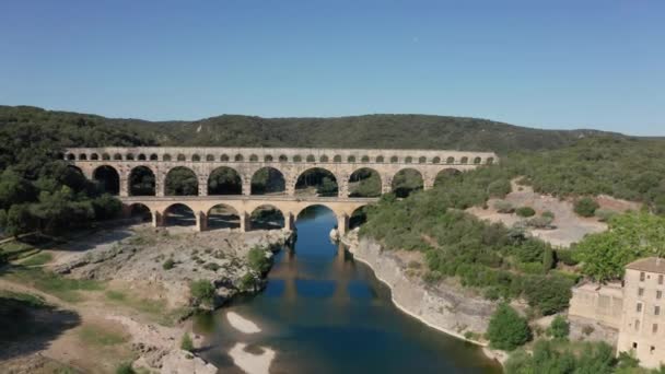 Pont Gard Antiguo Puente Acueducto Romano Vista Aérea Que Pasa — Vídeo de stock