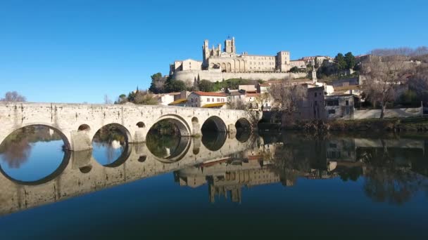 Ποταμός Orb Pont Vieux Και Cathdrale Saint Nazaire Bziers Εναέρια — Αρχείο Βίντεο