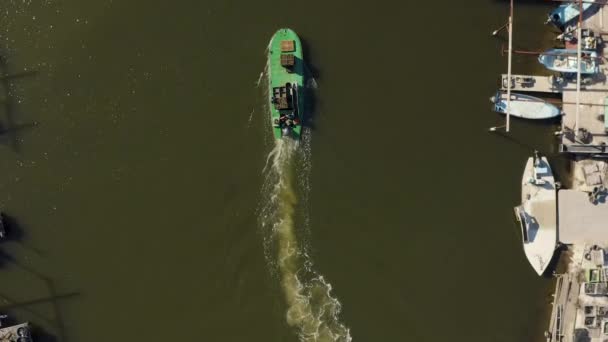 Flat Bottomed Oyster Boat Oyster Bags Fishermen Fishing Port Aerial — Stock Video