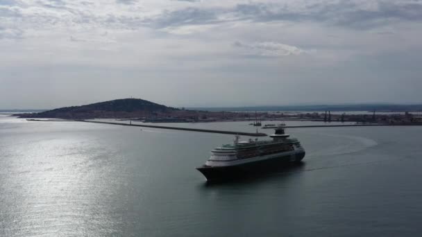 Giant Cruise Ship Departure Sete Aerial Drone Shot France — Stock Video