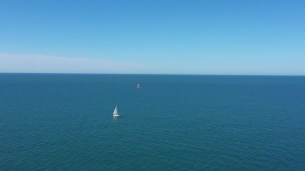 Sailing Boats Open Sea Aerial Shot Sunny Day Mediterranean Shore — 비디오