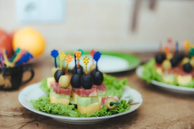 Lezzetler ve aperatifler büfe veya Ziyafet. Catering.