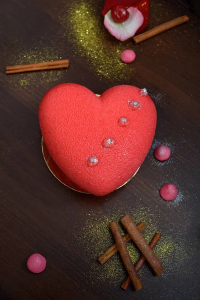 Gâteau Rouge Forme Cœur Pour Les Valentines Les Anniversaires Les — Photo