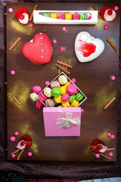 Servi Gâteau Romantique Pops Cupcake Sur Table Concept Saint Valentin — Photo