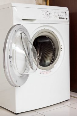 Ön yükleme çamaşır makinesi