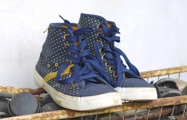 Polka Dot spor ayakkabı