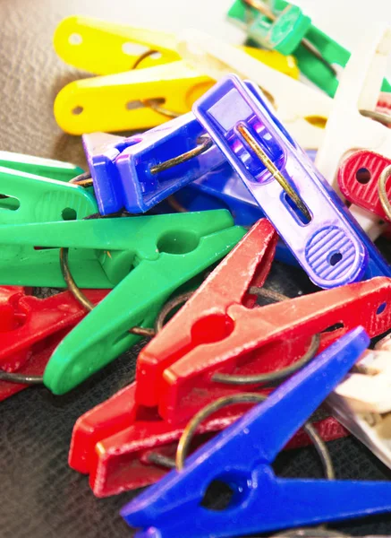 Şifreli renkli clothespin