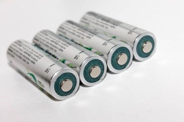 Şarj edilebilir pil hücreleri