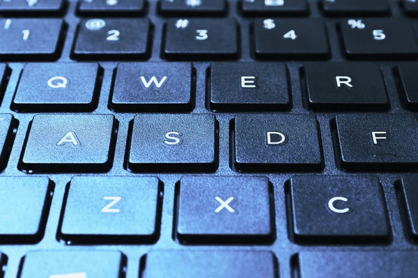 dizüstü bilgisayar klavye