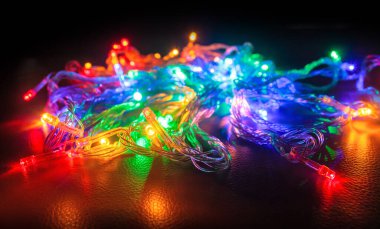 Noelin renkli ışıkları LED ışıklandırma.