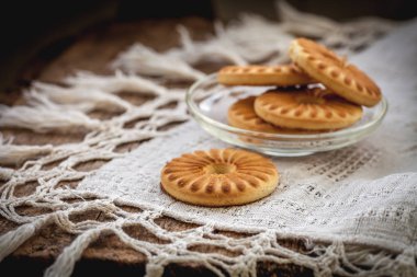 ev yapımı yuvarlak bisküvi 