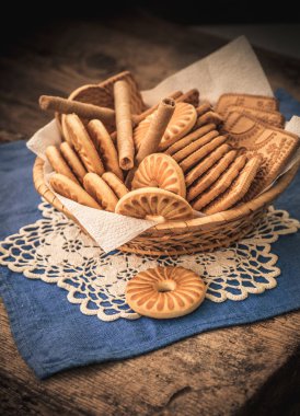 ev yapımı yuvarlak bisküvi 