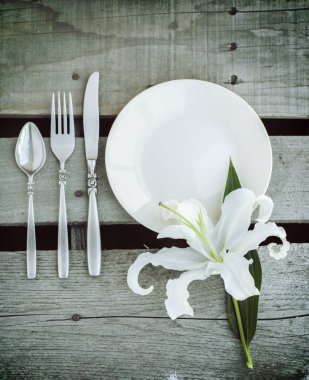 Tablo ayarı çatal ve çiçek