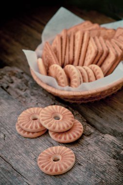 ev yapımı yuvarlak bisküvi 